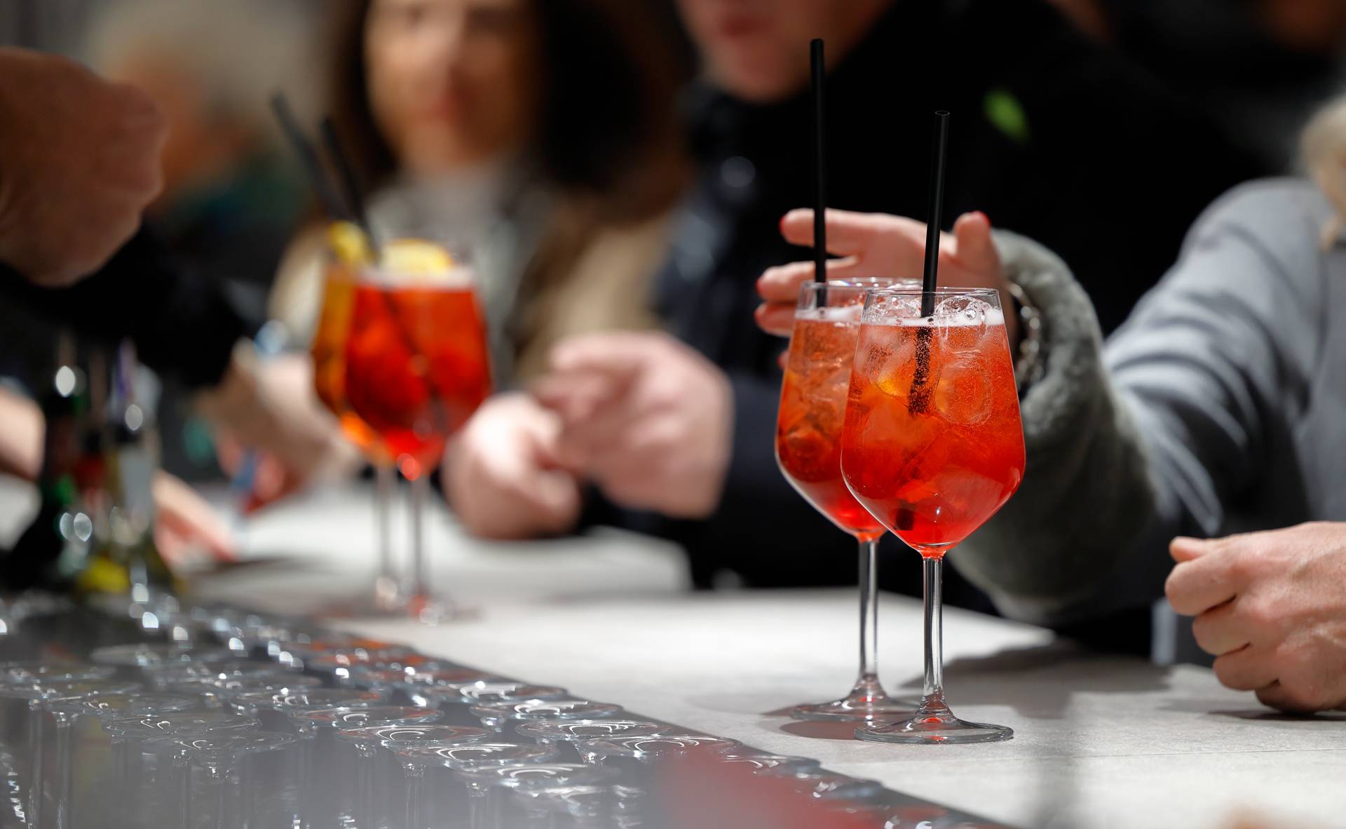 shorts-cafè-bar-aperitivi-pranzi-cocktails-colazioni-pasticceria-tavernerio-03